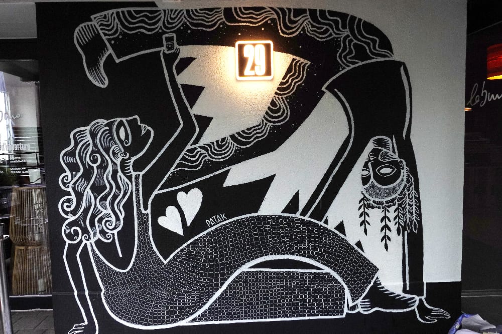 Picture of the fresco made at le Buro in Bulle.