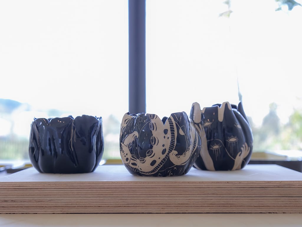 Ceramic plate with engraving.