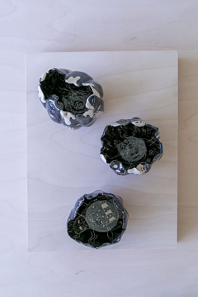 Ceramic plate with engraving.