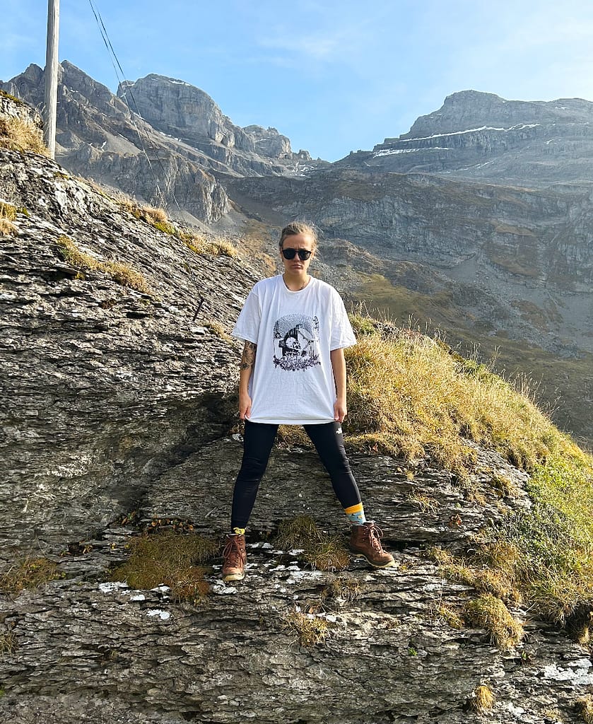 T-shirt design made for the Irish pub of Fribourg.